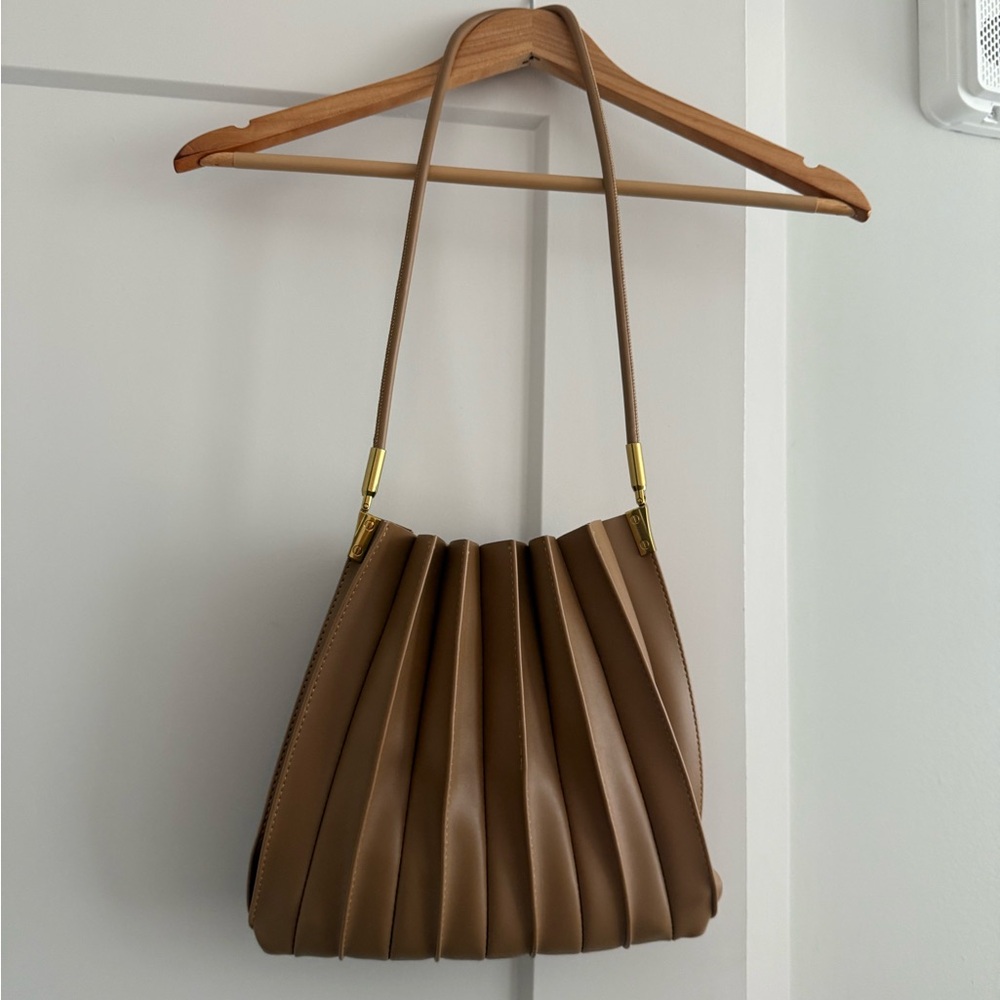 Elegant Brown Pleated Women's Bag